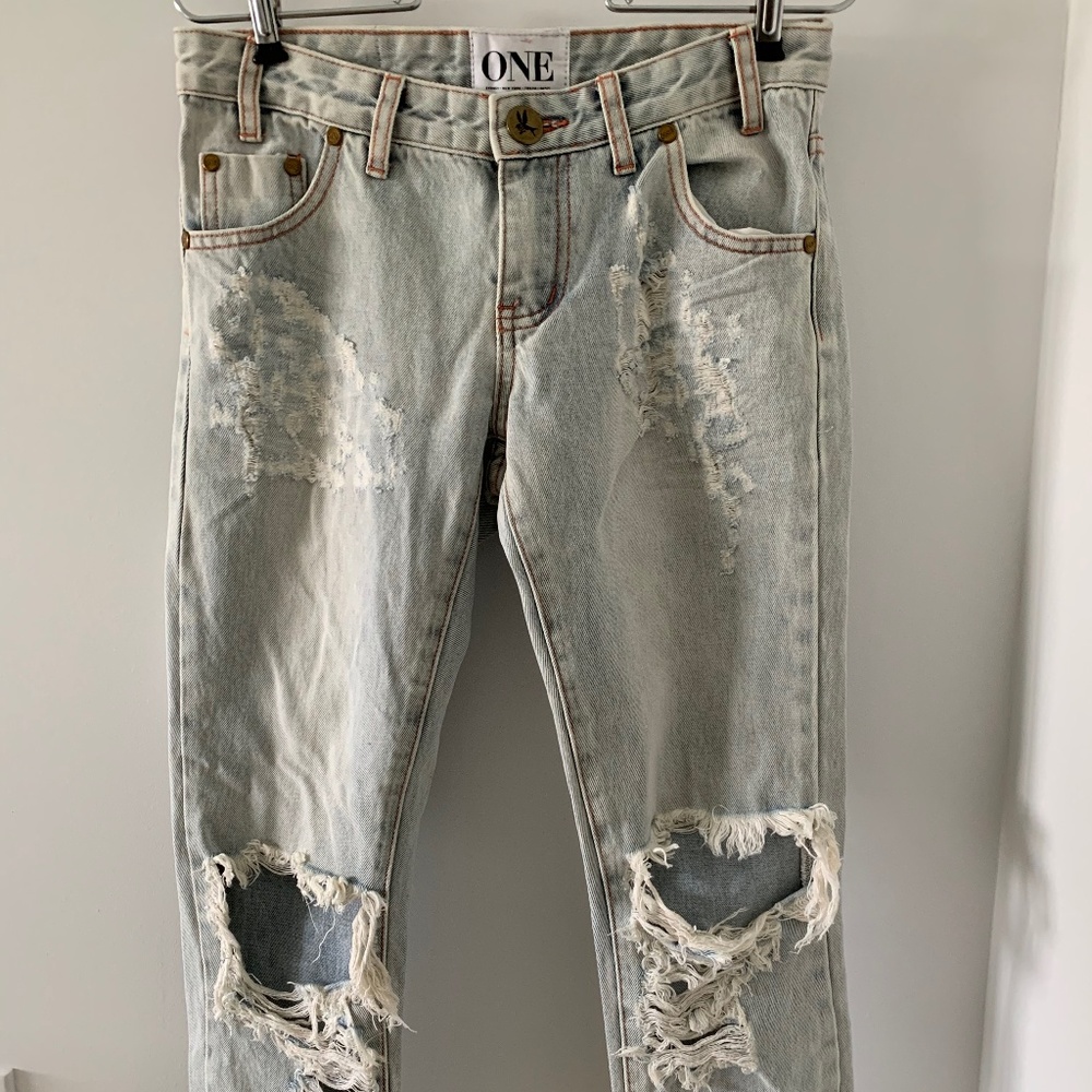 Never worn Light Wash One Teaspoon Jeans